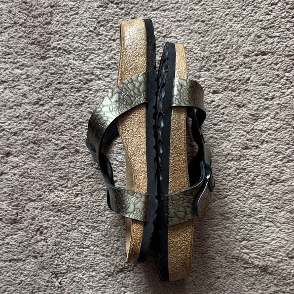 Birkenstock Birkis Metallic Bronze Crossover Straps. Snakeskin look. Size 38 - Picture 11 of 14